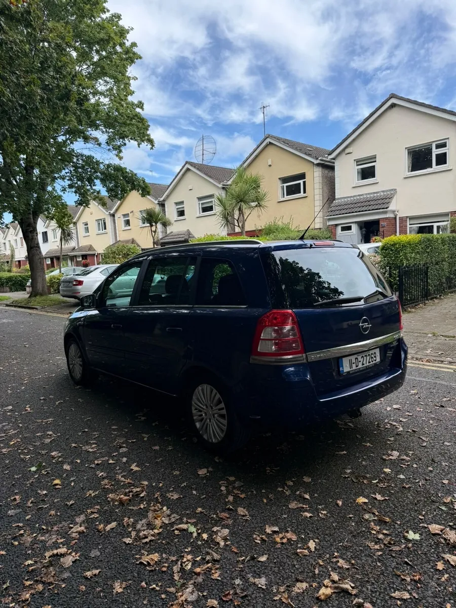 11 Opel Zafira 1.7 Diesel - 7 SEATER - Image 4