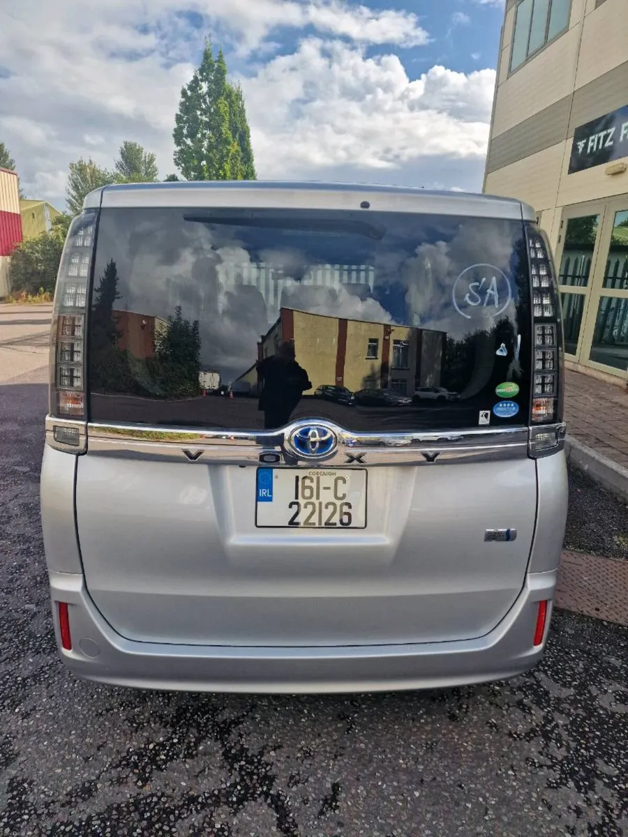 2016 Toyota Voxy 1.8L Hybrid 7seater 97k km - Image 5
