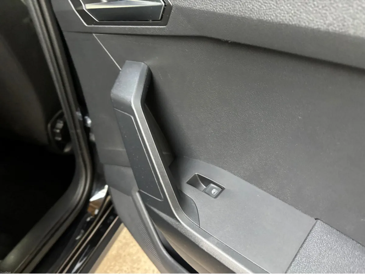 SEAT Arona 1.0 TSI 115HP DSG SE 5DR Finance Availa - Image 4