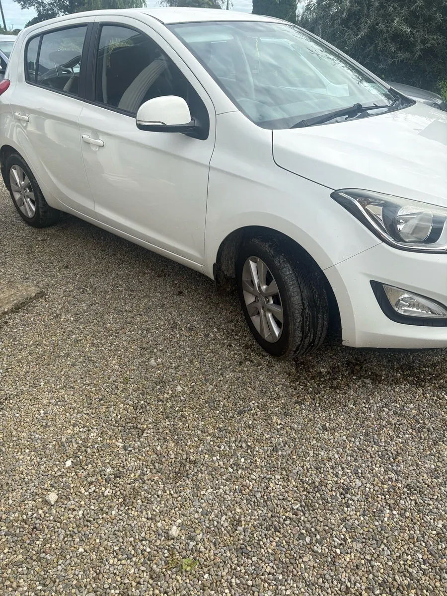 Hyundai i20 - Image 5