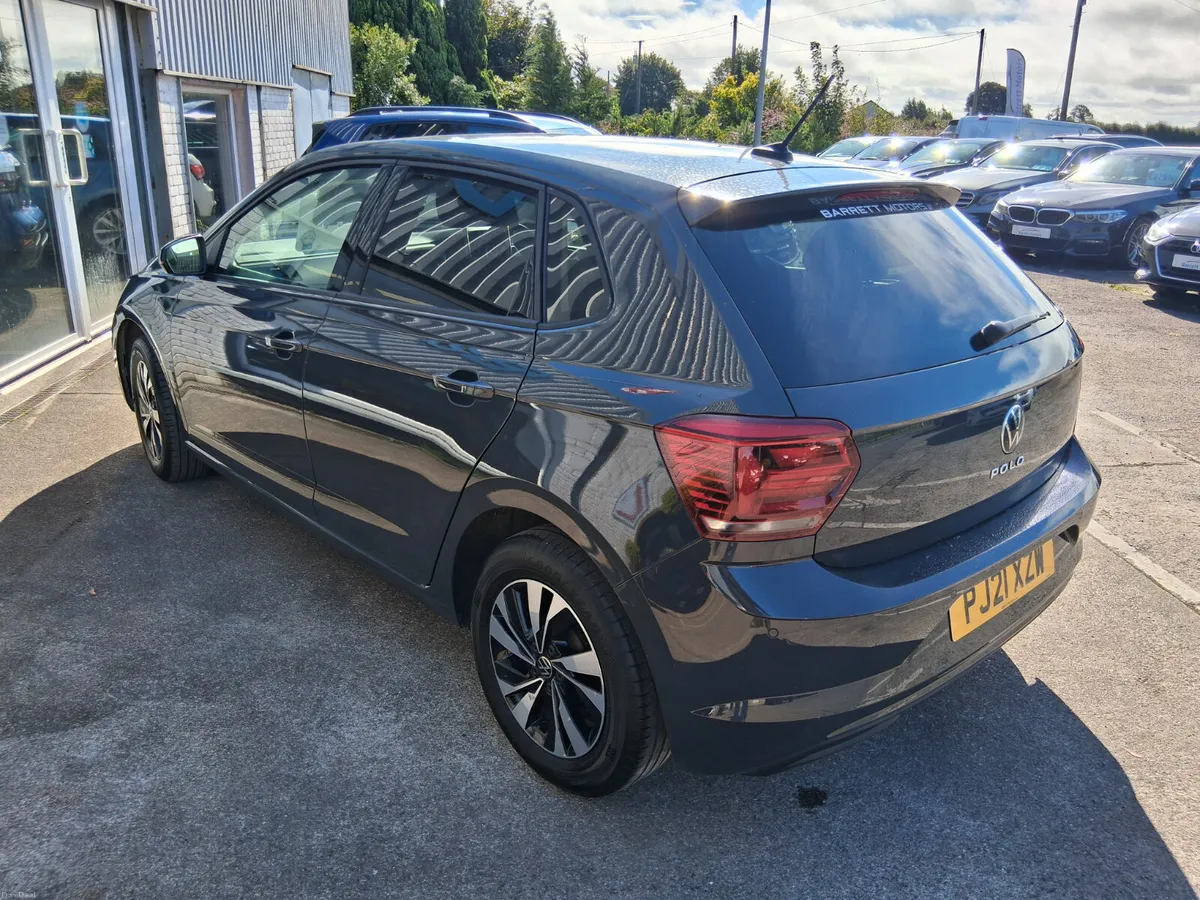Volkswagen Polo 2021 - Image 2