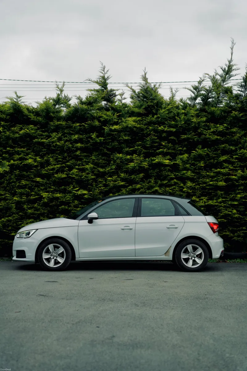 Audi A1 1.0 TFSI Sportback 2017 - Image 2