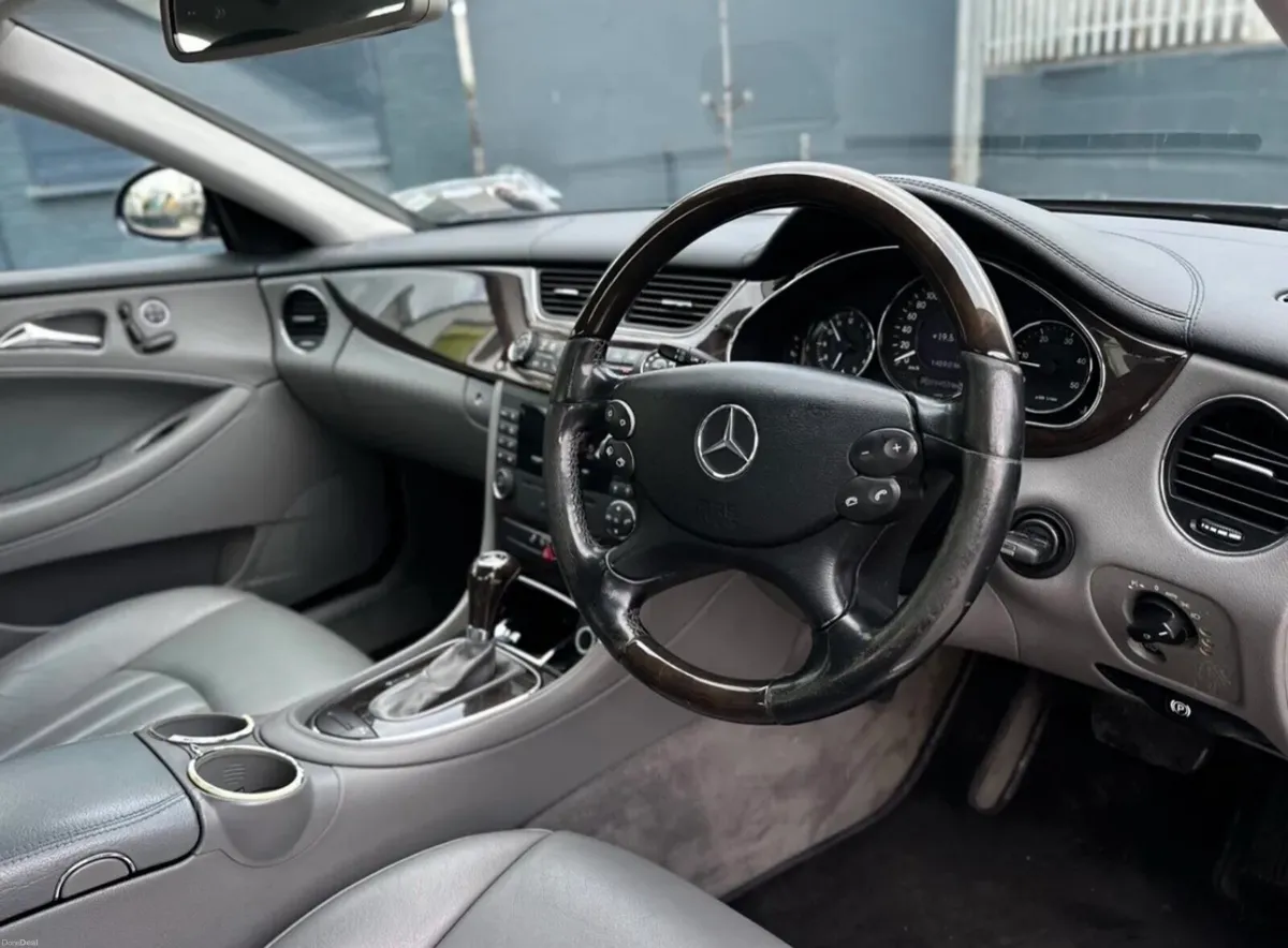 Mercedes 320D cls - Image 6