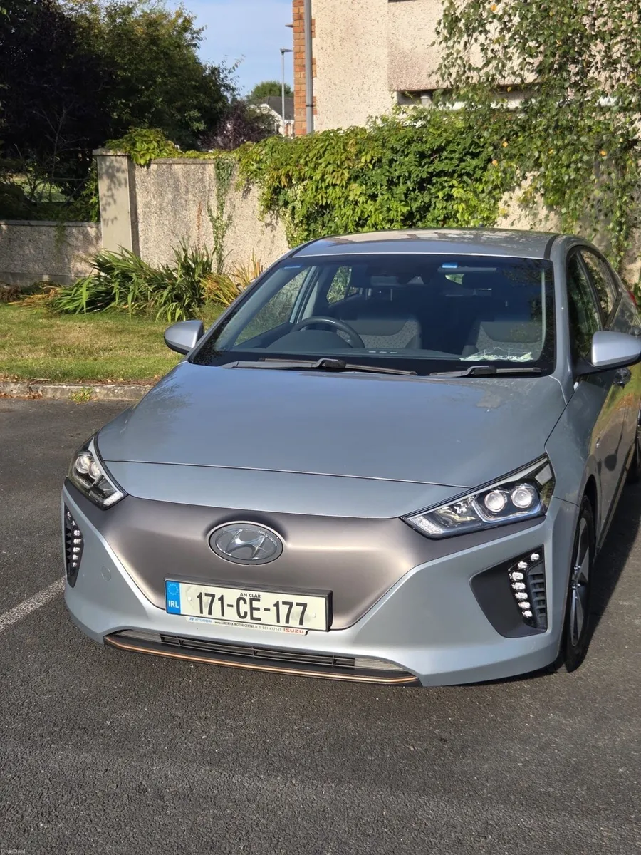 2017 Hyundai Ioniq - Image 1