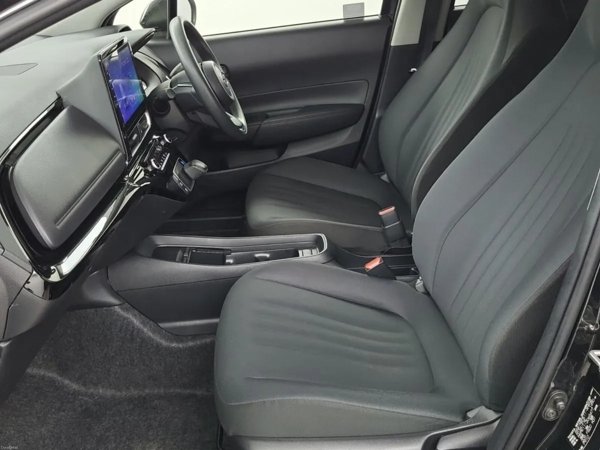 Toyota Aqua 1.8 Hybrid Luxury with Sat Navi & JBL - Image 4