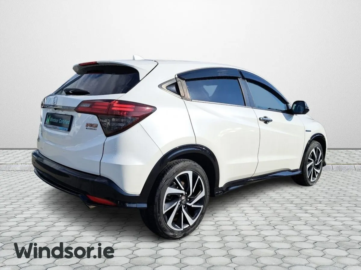 Honda Vezel HV RS-HYBRID - Image 2