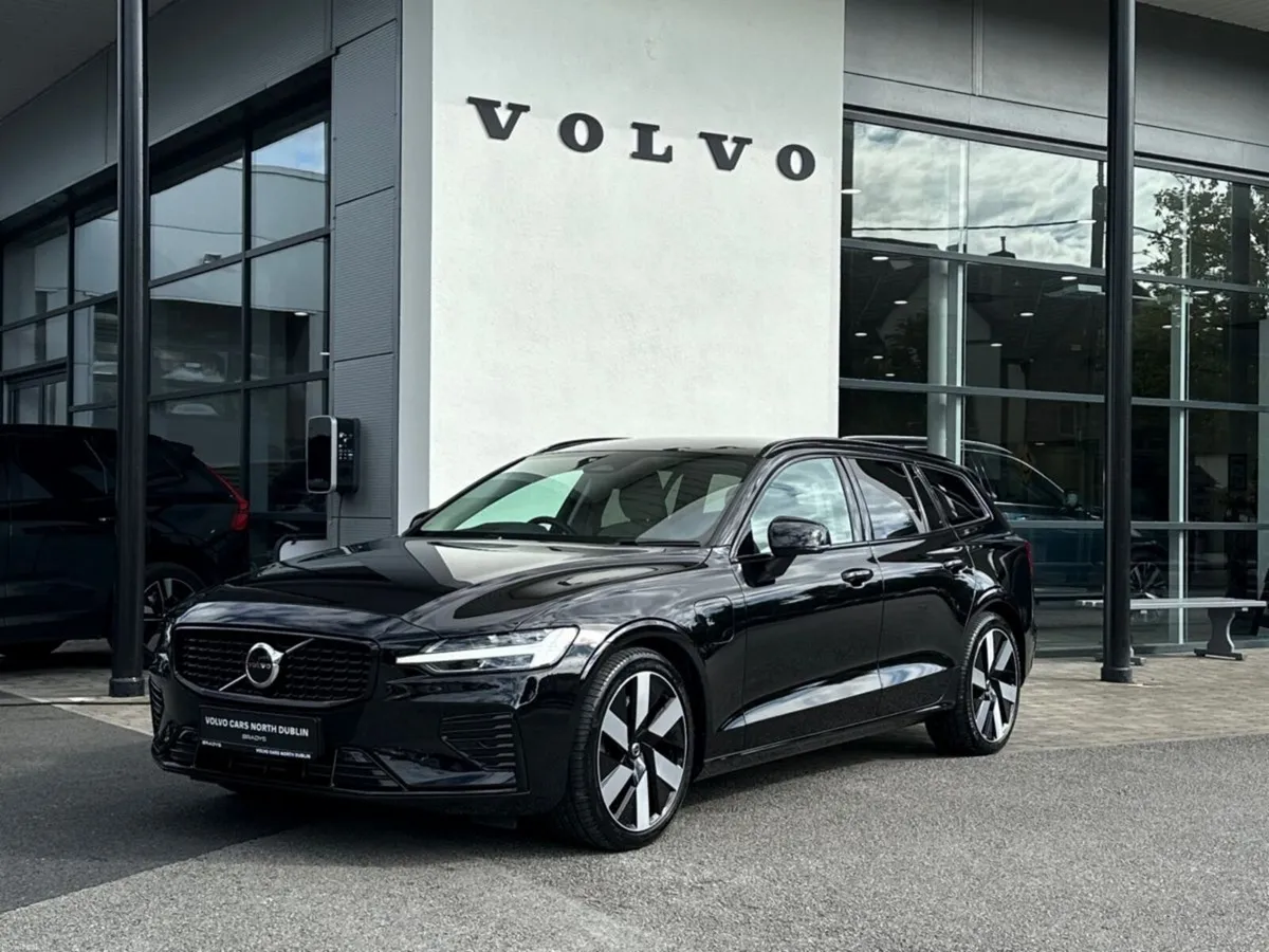 Volvo V60 V60 + T6 Phev Awd Auto Plus Recharge T6 - Image 1