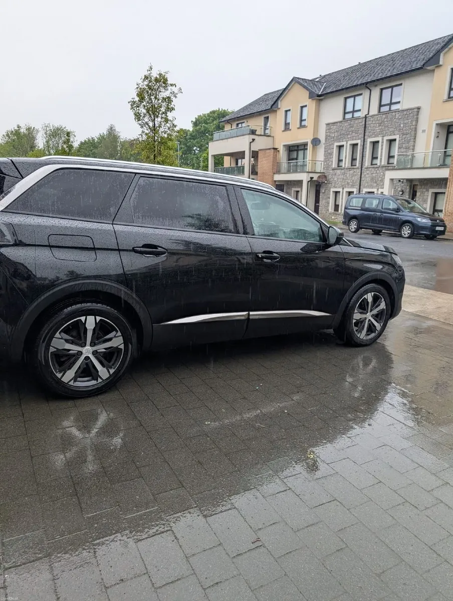 Peugeot 5008 2021 - Image 3