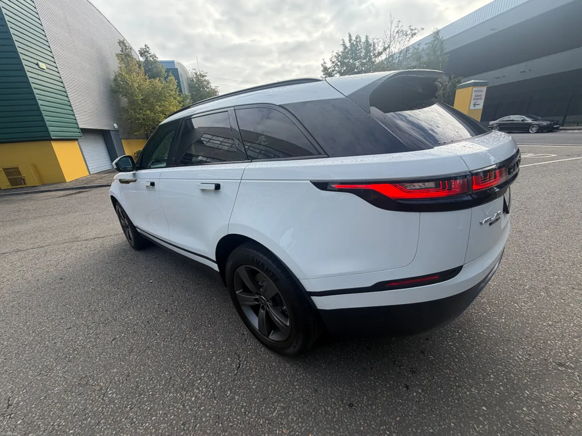 Range Rover Velar 2.0 D180 Sport Mega Spec - Image 6