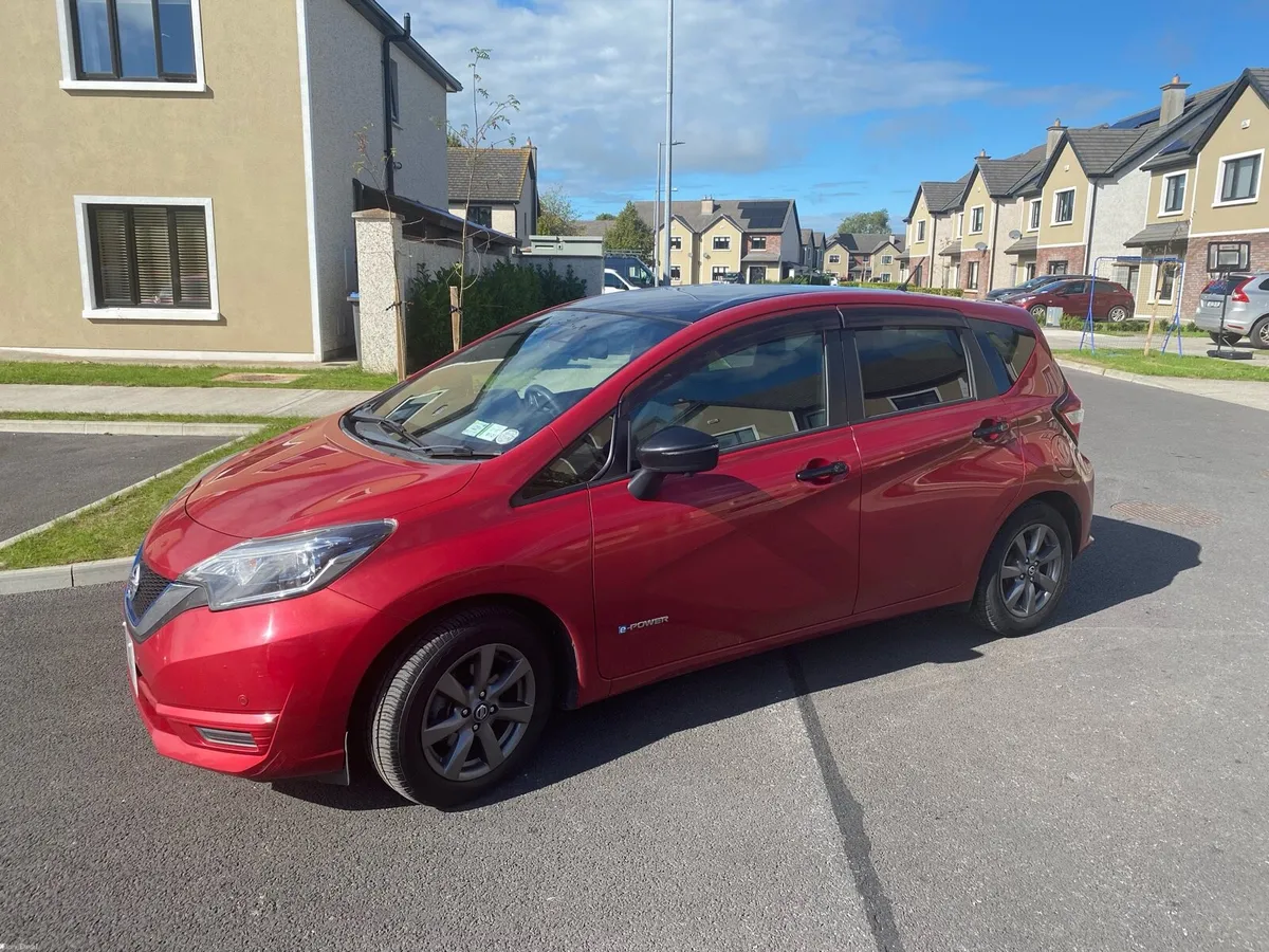 Nissan Note e-power Hybrid Medalist - Image 2