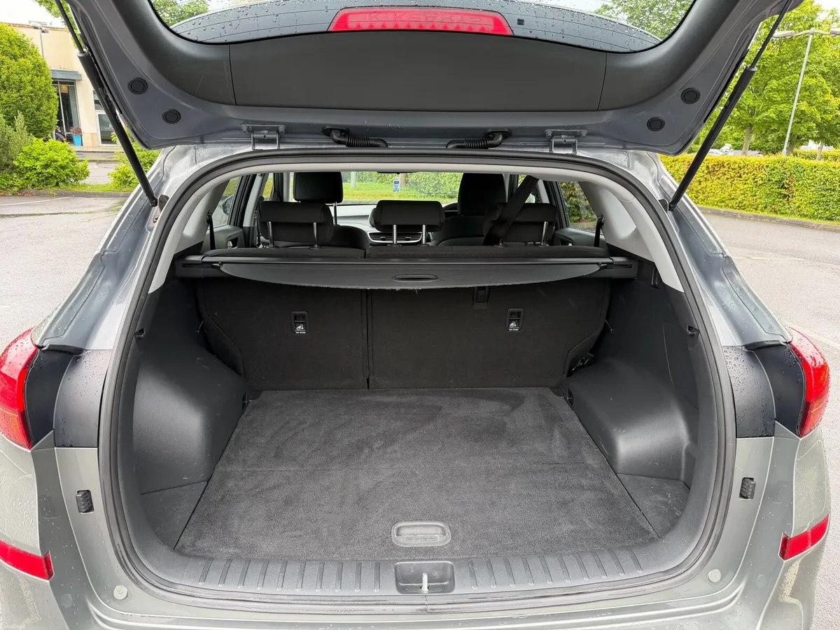 Hyundai Tucson 1.6 Diesel - Image 4