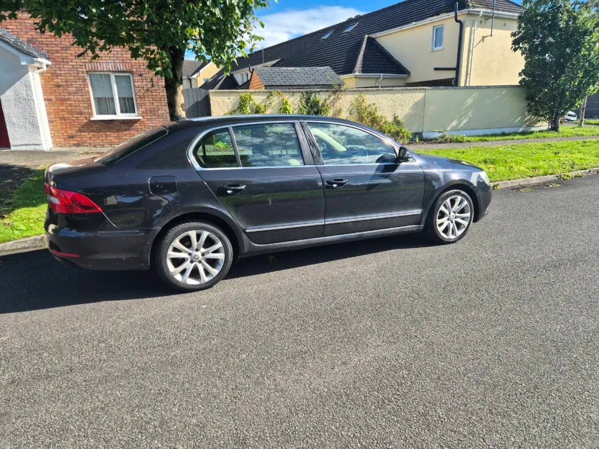 Skoda Superb - Image 3