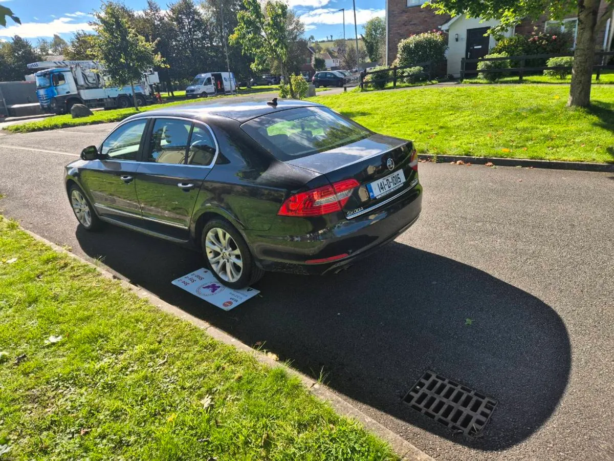 Skoda Superb - Image 2