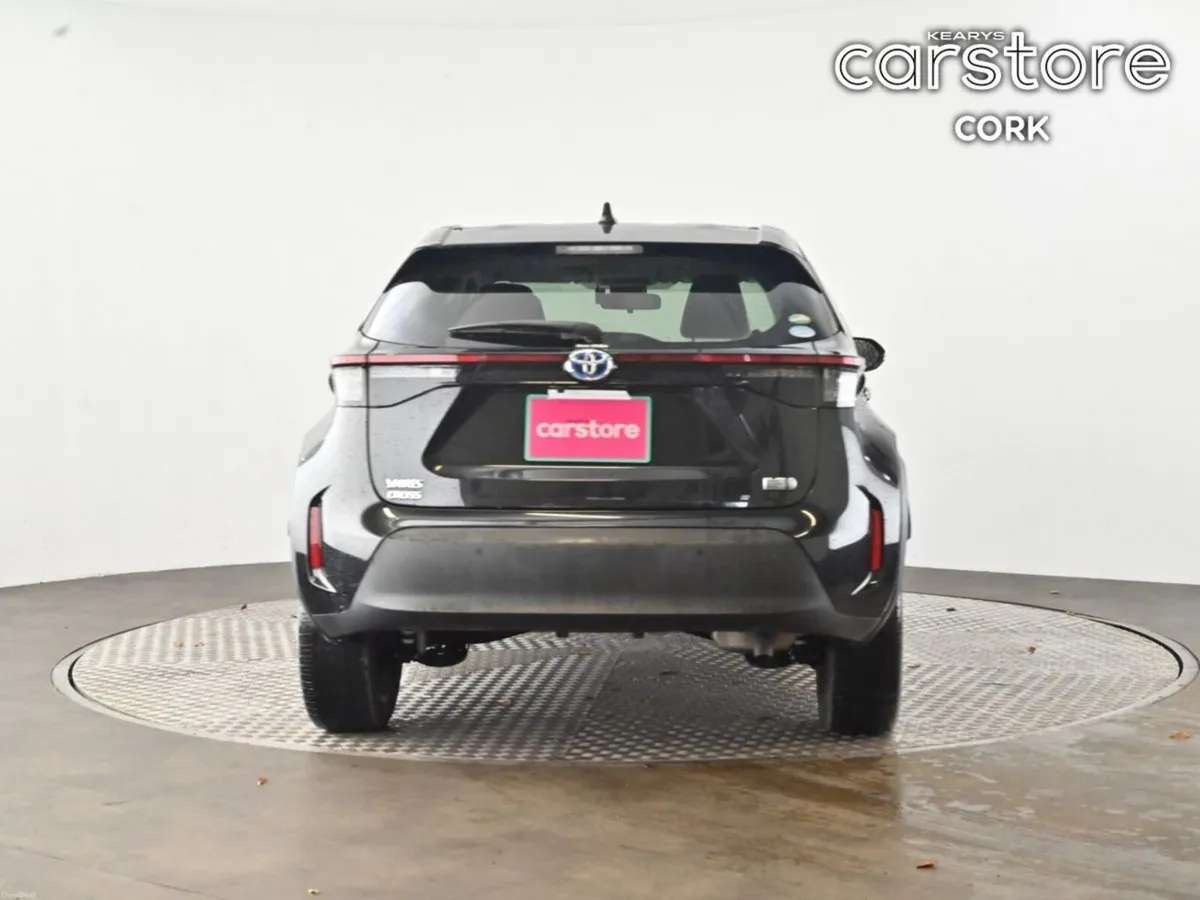 Toyota Yaris Cross HYBRID Z - Image 4