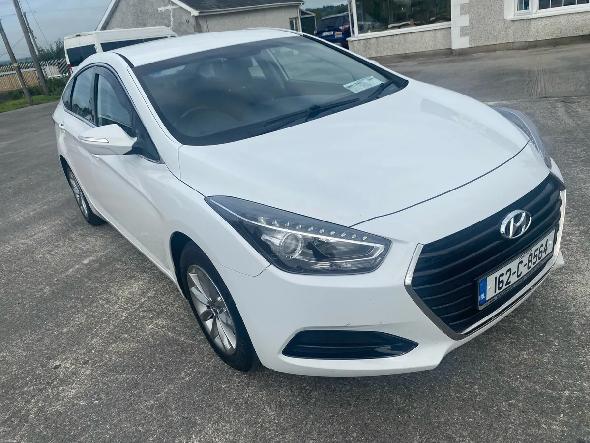 Car - Image 1