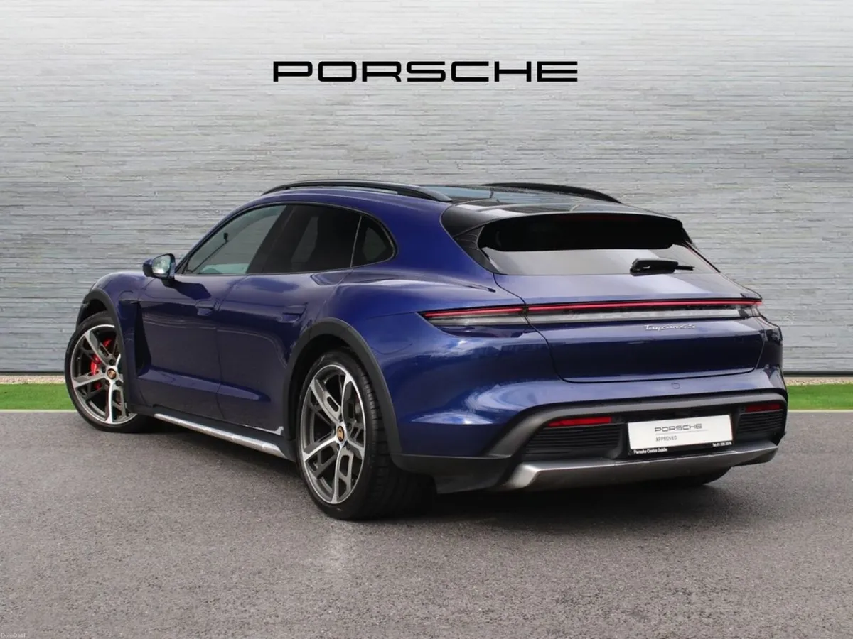 Porsche Taycan 4S Cross Turismo - Image 2