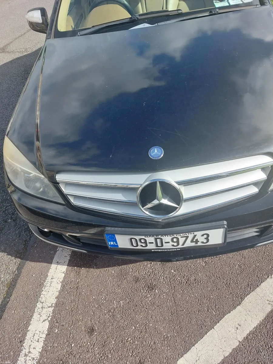 Mercedes-Benz C-Class 2009 - Image 2