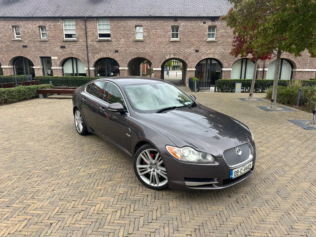 Jaguar XF 2009 - Image 3