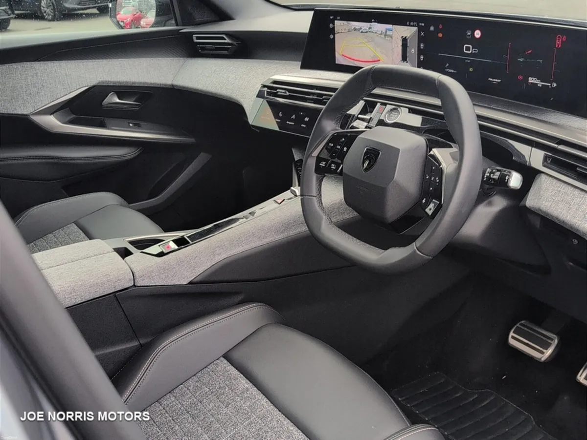 Peugeot 3008 STD ALLURE MHEV 136 E-DCC - Image 6