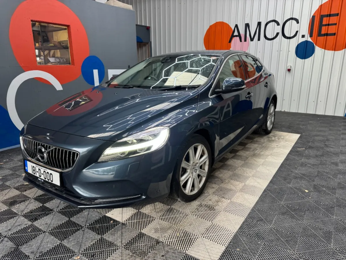 Volvo V40 2018 VOLVO V40 D4 INSCRIPTION 2.0 AUTOMA - Image 6