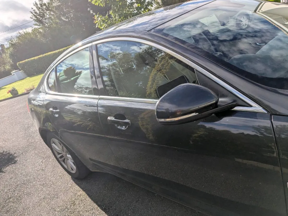 Jaguar XF - Image 6