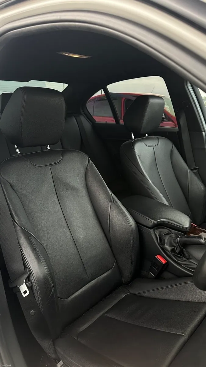 152 BMW 320i M Sport - Image 6