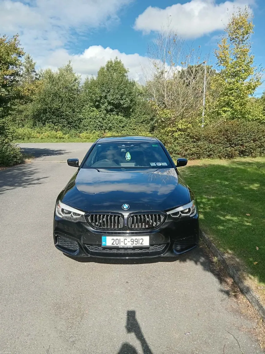 BMW 5-Series 2020  530 E     M SPORT - Image 1