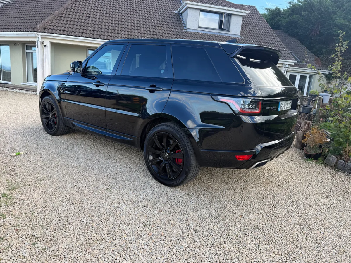 Land Rover Range Rover Sport 2019 Hybrid - Image 4