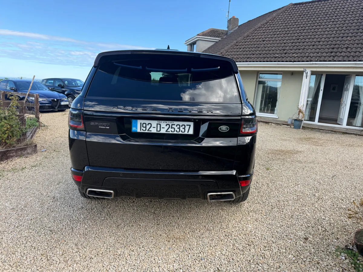 Land Rover Range Rover Sport 2019 Hybrid - Image 2