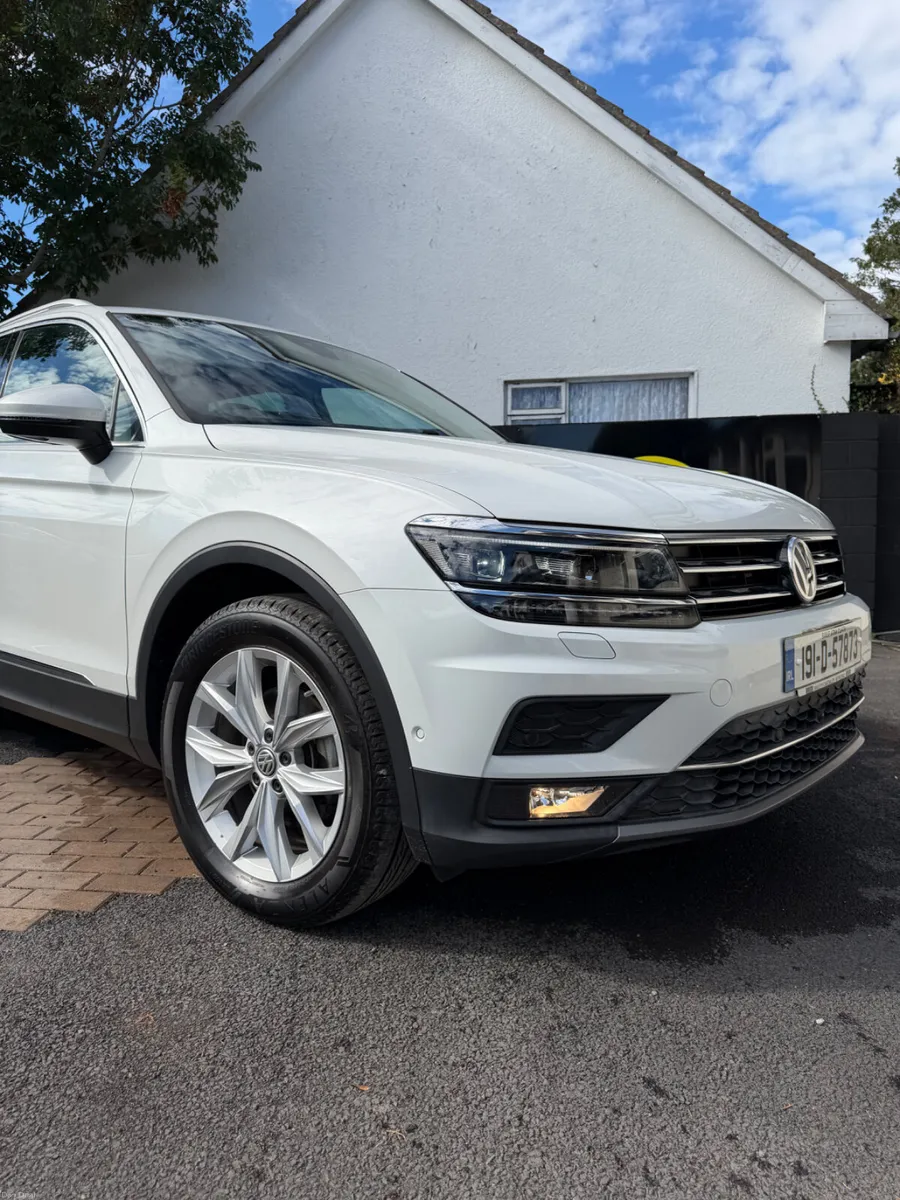 Volkswagen Tiguan 2019 2.0 TDI AUTO - Image 3