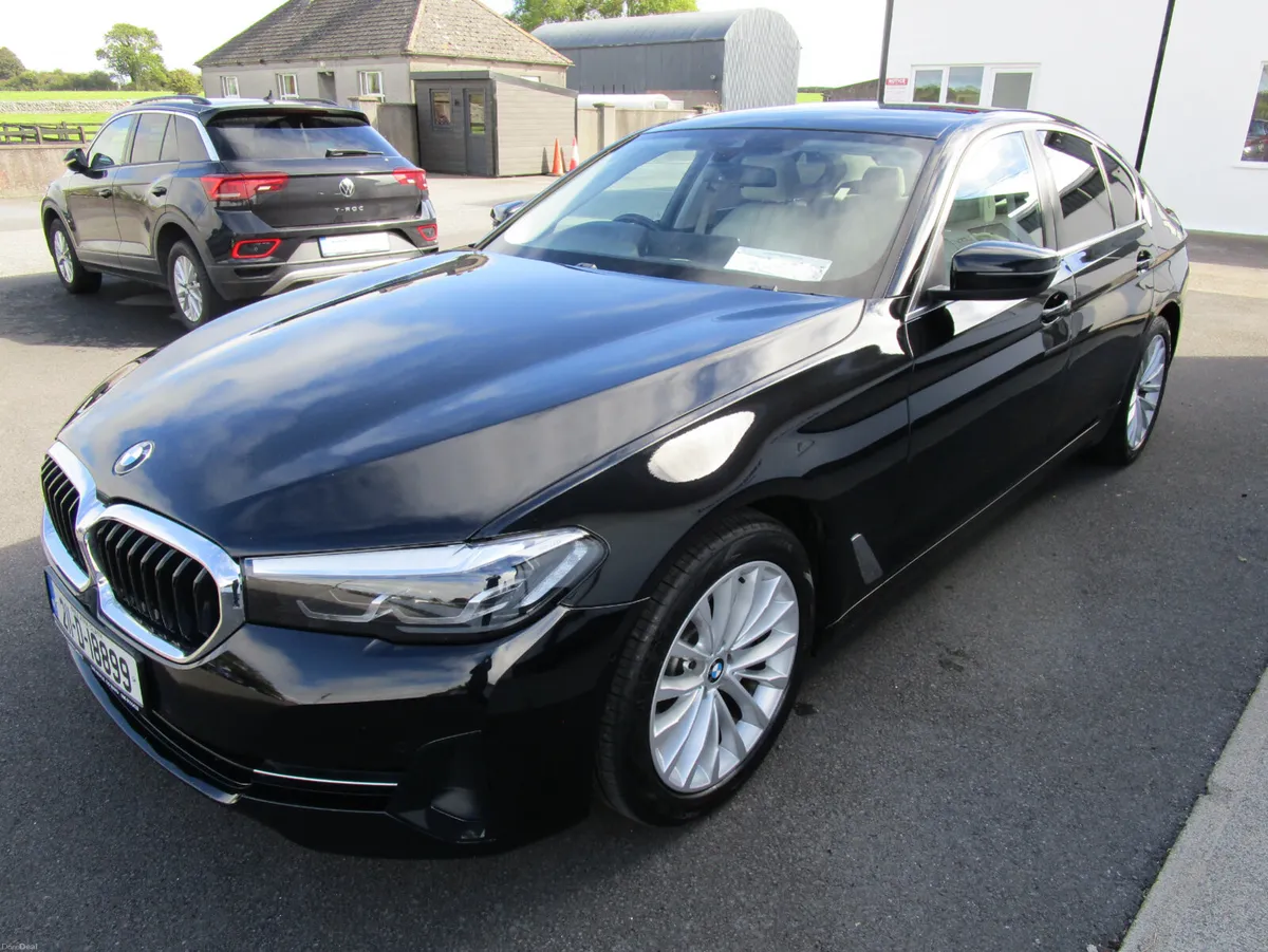 BMW 5-Series 2021 - Image 3