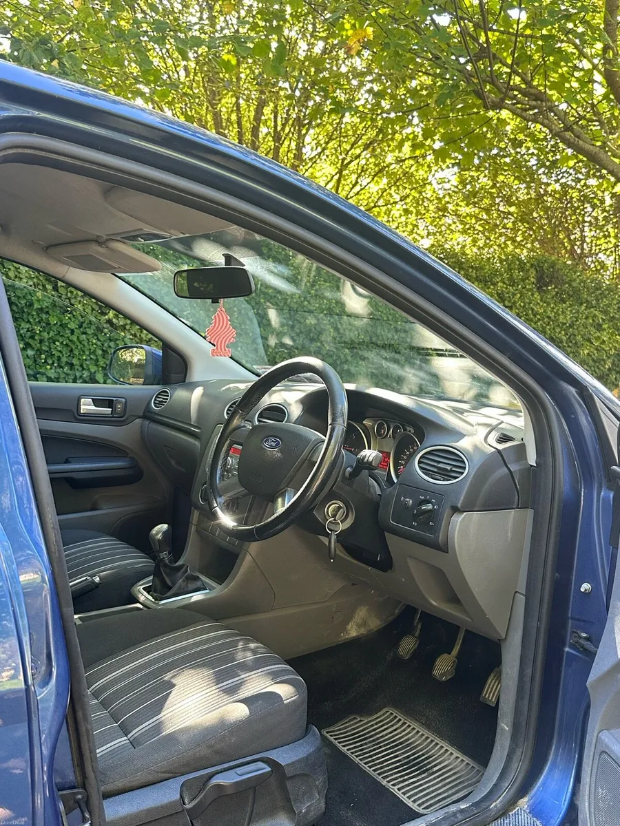 Ford focus 2008 - Image 6