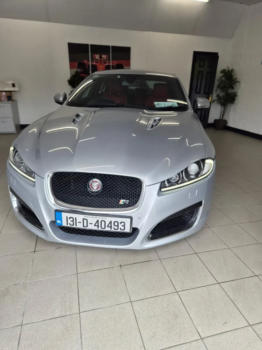 Jaguar XF 2013 - Image 1