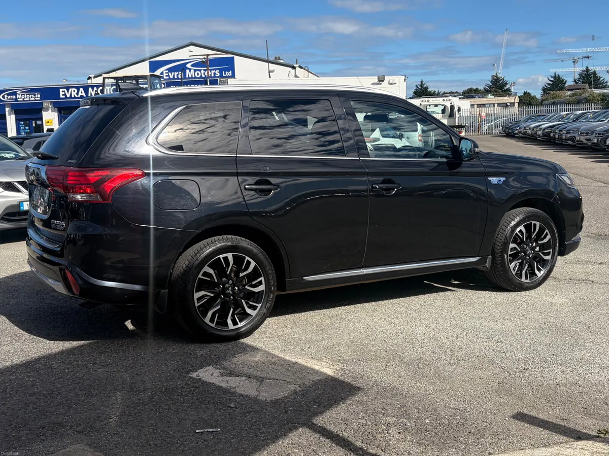 2016 Mitsubishi Outlander 4x4 2.0 PHEV Nct 09/27 - Image 6