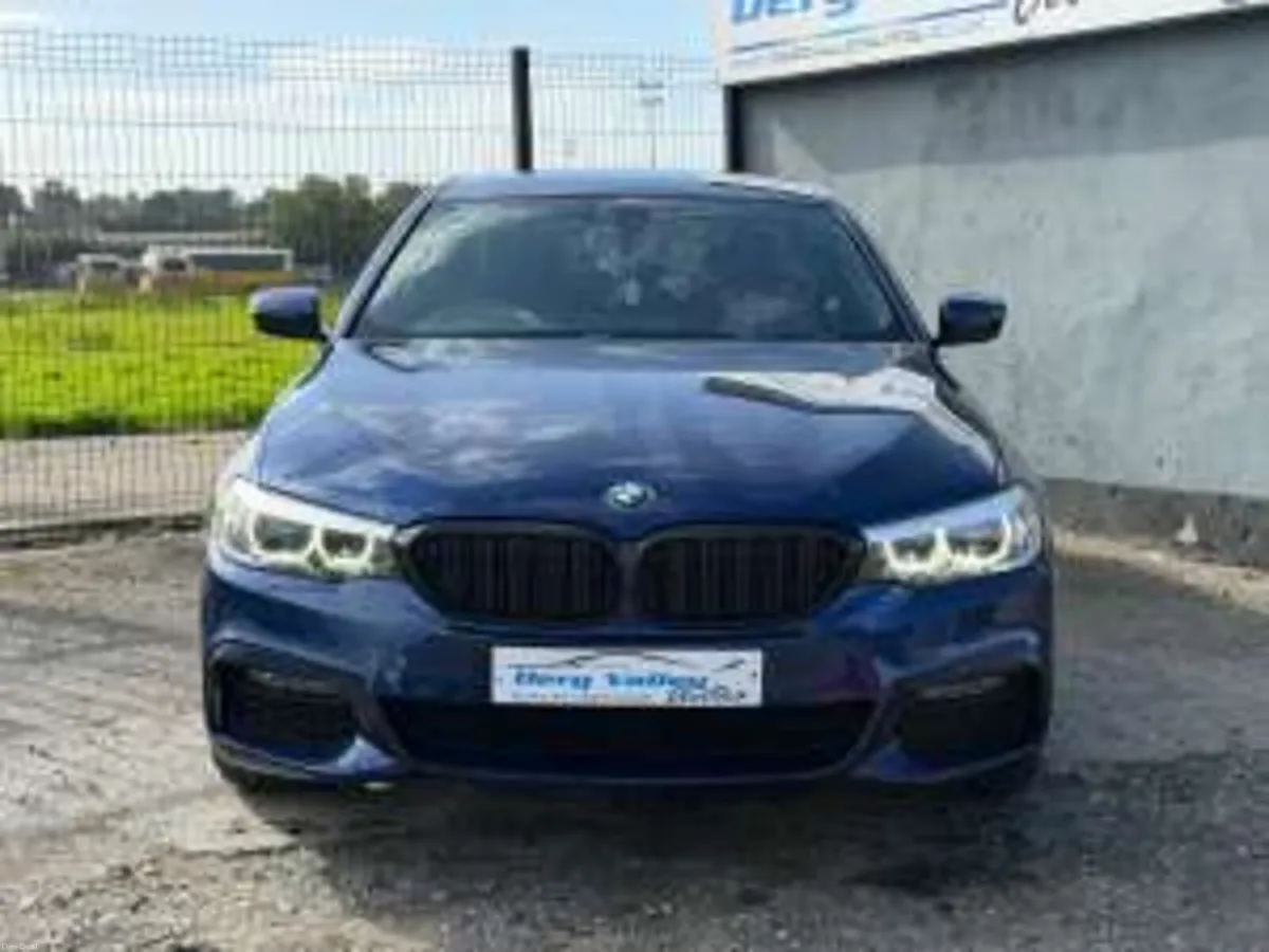 BMW 5 SERIES 2.0 520d xDrive M Sport Auto 4WD 4dr - Image 3