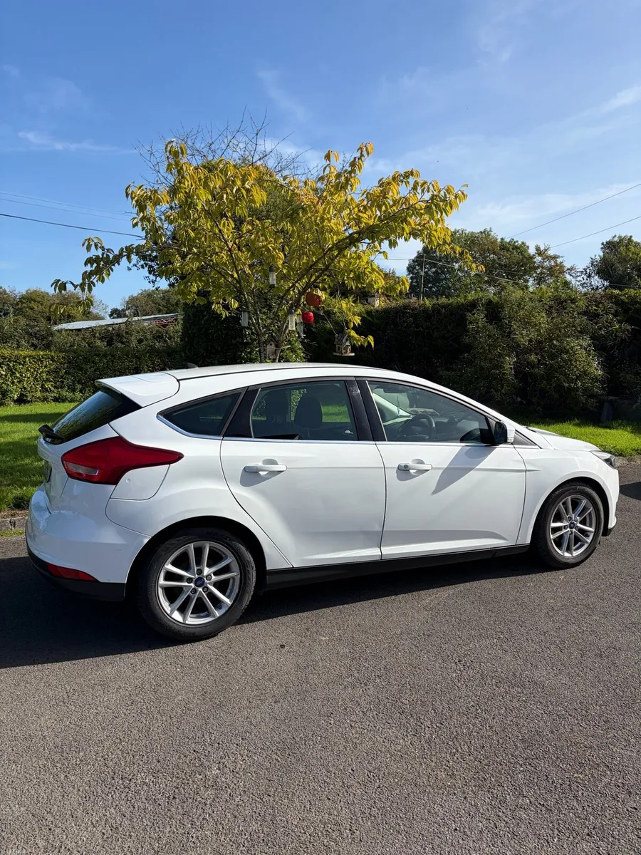 Ford Focus - Image 3