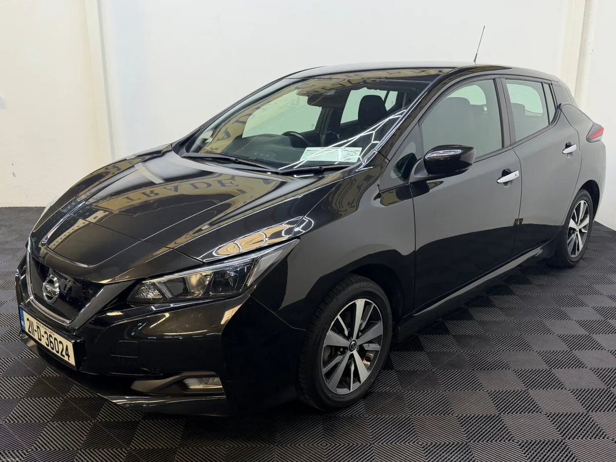 BEST VALUE *2021 Nissan Leaf *LOW KM** - Image 4
