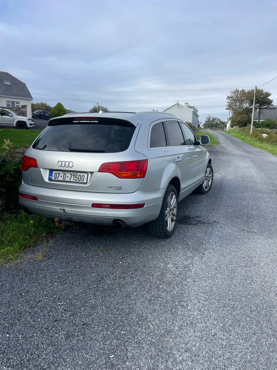 Audi q7 - Image 2