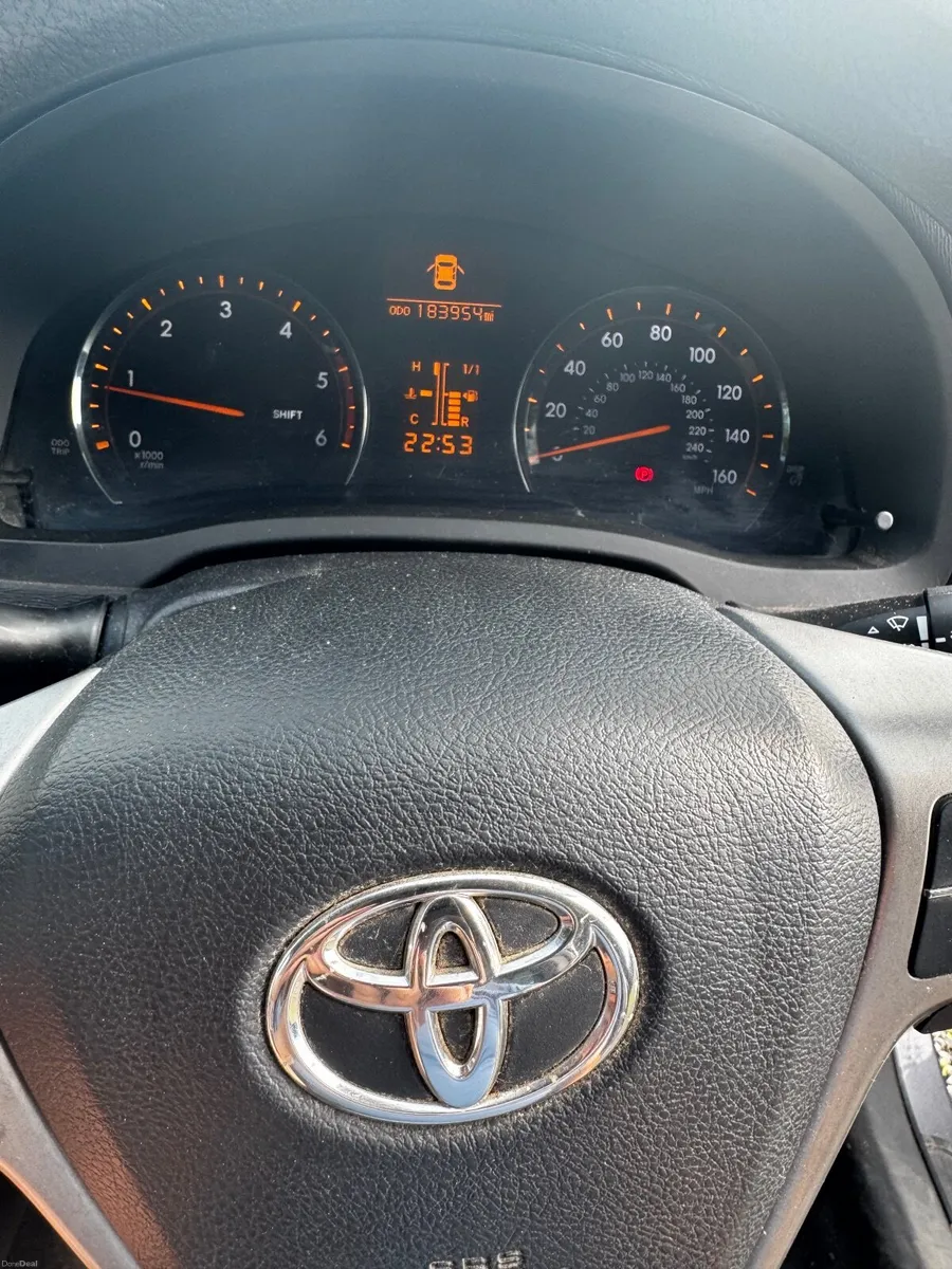 Toyota Avensis 2009 - Image 5