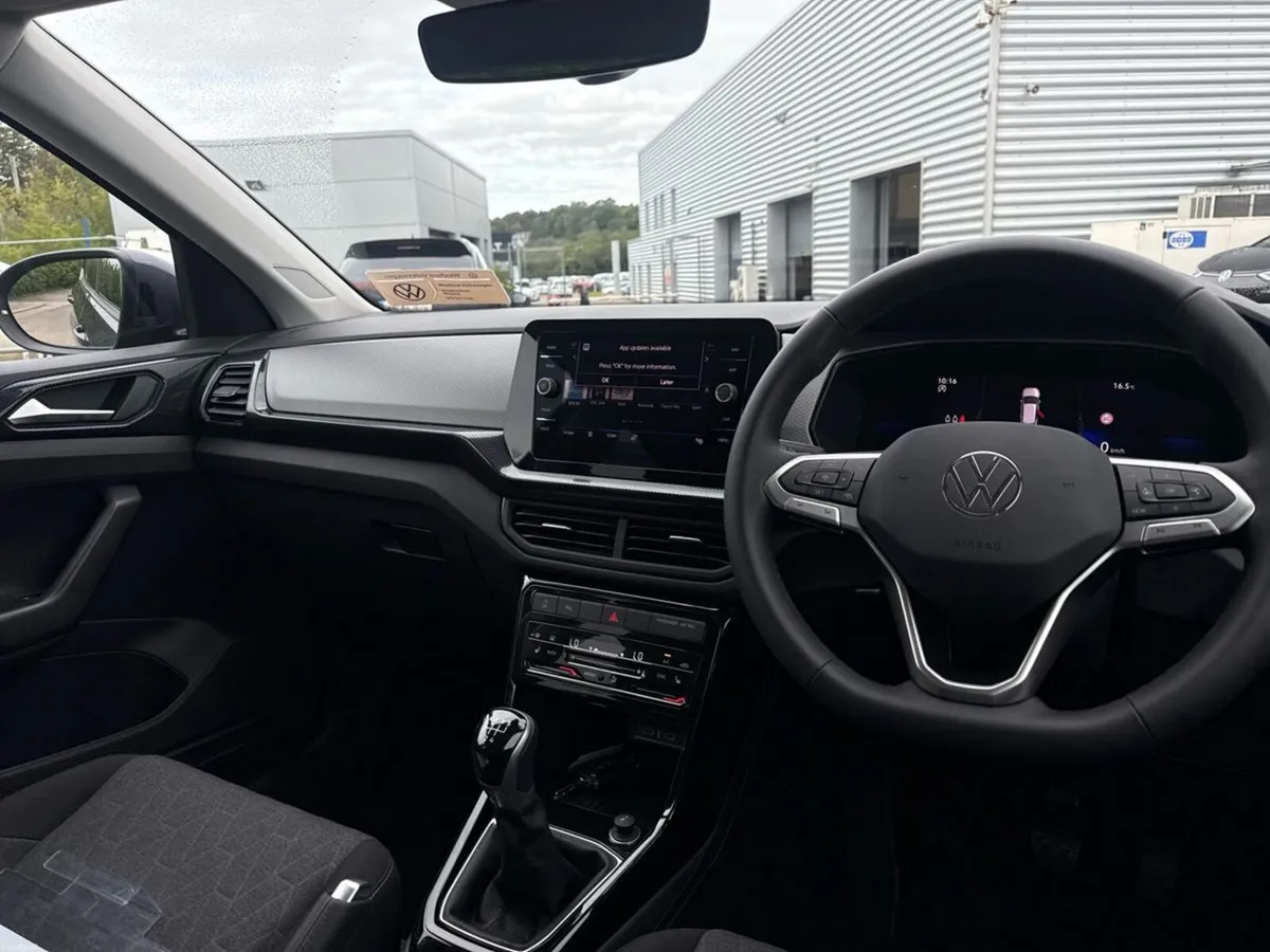 Volkswagen T-Cross T-CROSS ED75 1.0 TSI M5F 95HP - Image 6