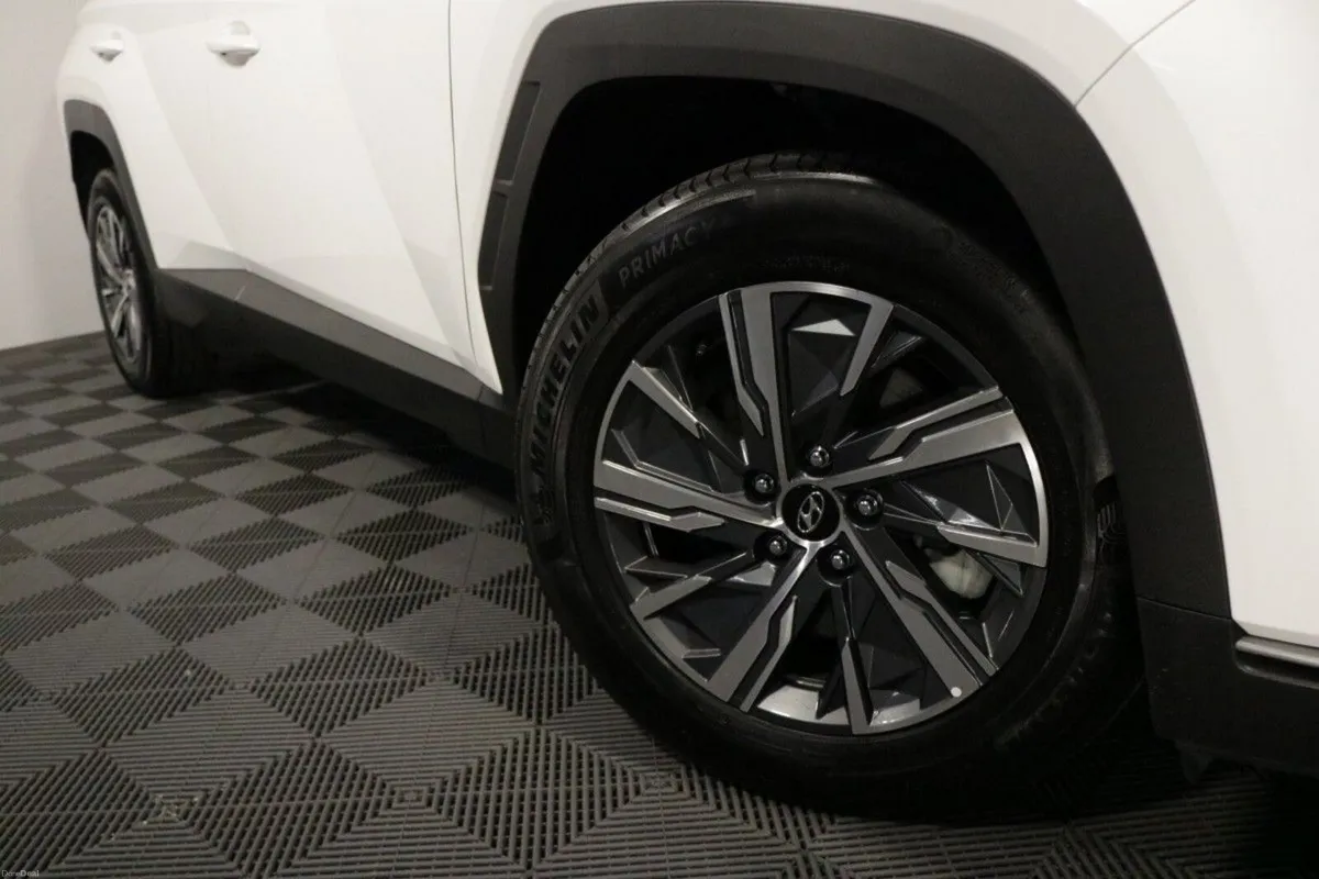 Hyundai Tucson Hybrid Comfort Plus 1.6L Petrol Aut - Image 4