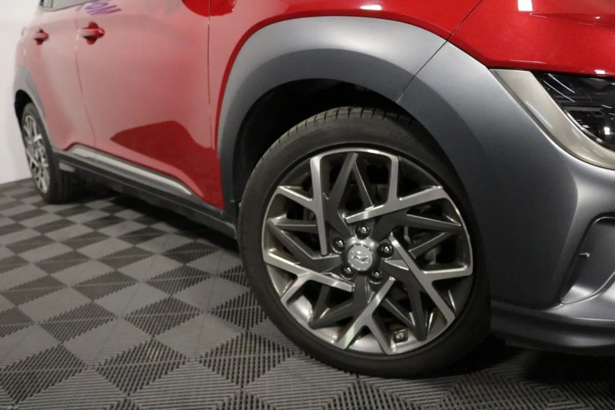 Hyundai KONA Hybrid Executive 1.6L Petrol Compact - Image 4