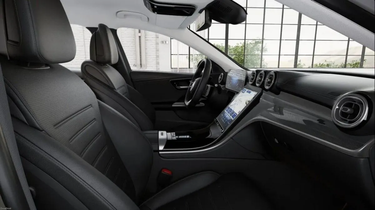 Mercedes-Benz C-Class C 200d AMG LINE PLUS EDITION - Image 4