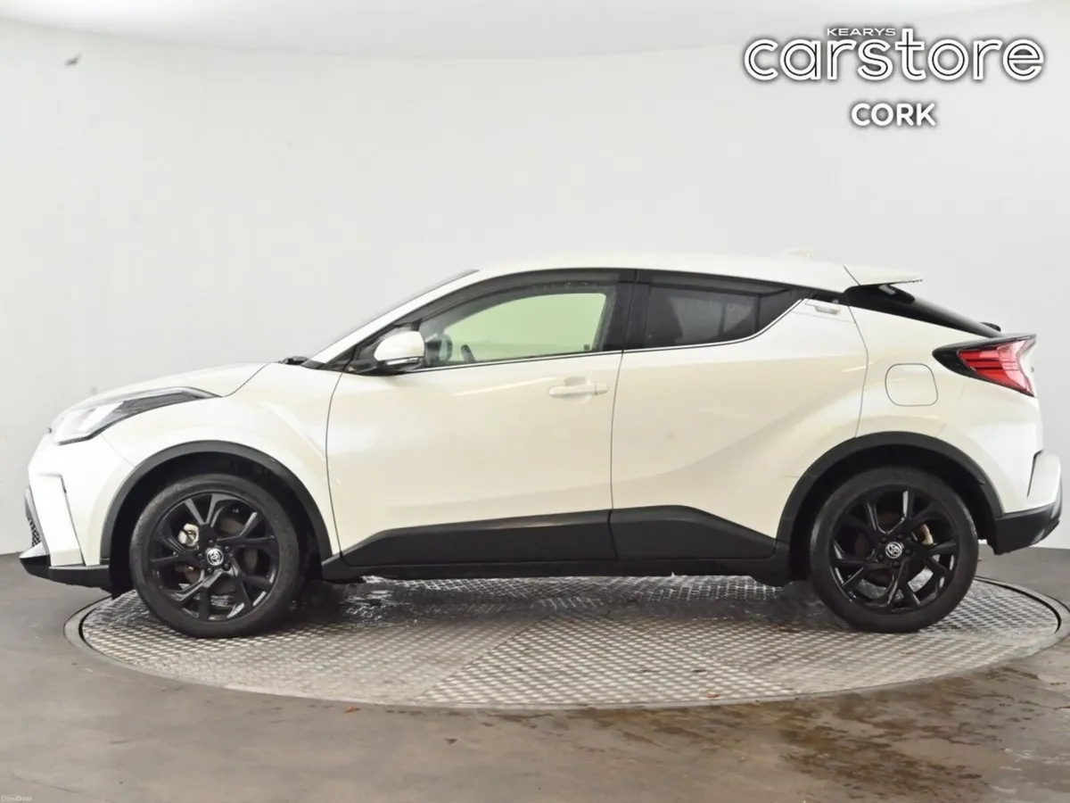 Toyota C-HR NERO SAFETY PLUS - Image 6