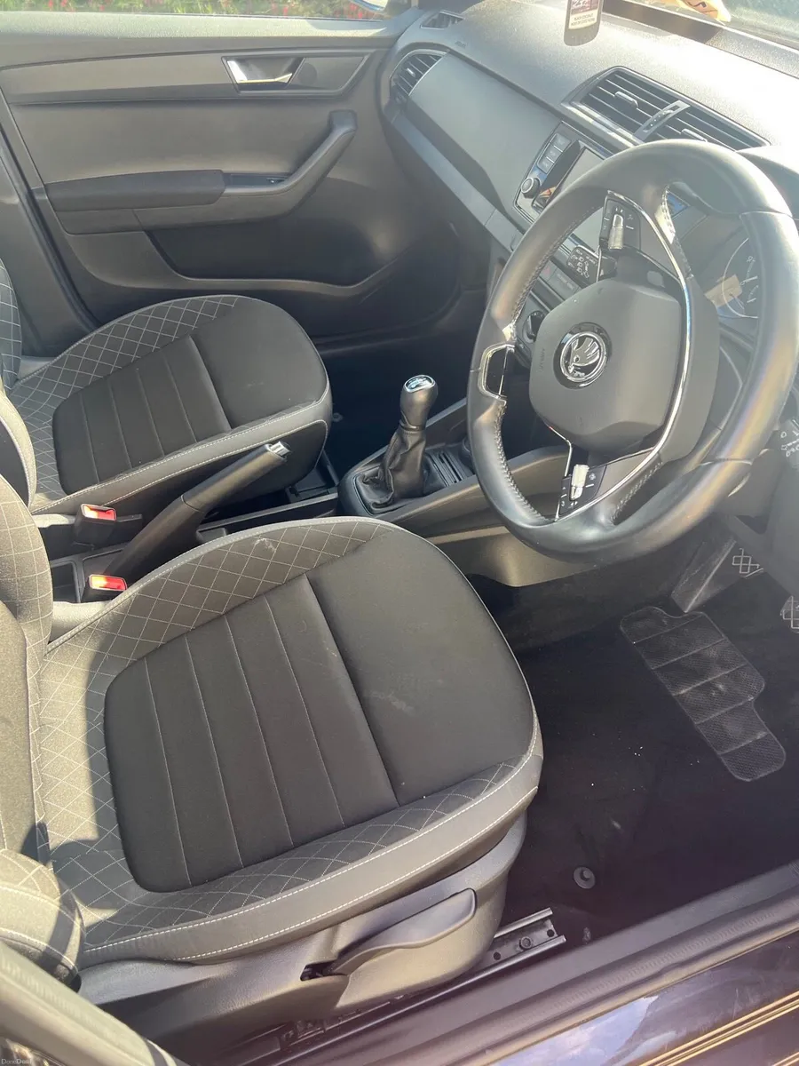 Skoda Fabia AMB 1.0 - Image 3