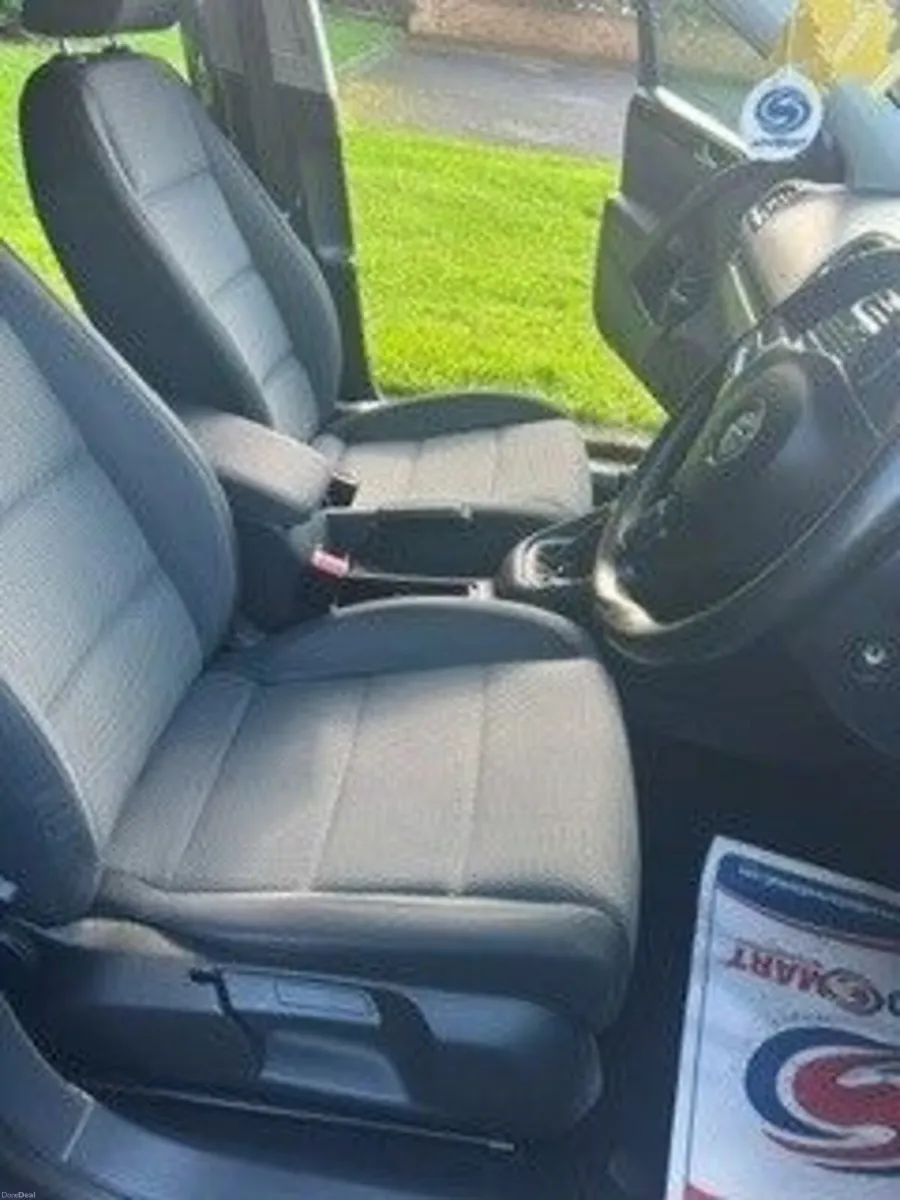 Volkswagen Golf 2011 1.6 Diesel - Image 6