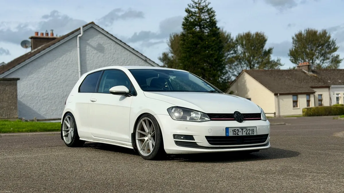 2015 Volkswagen Golf 1.6 TDI - NEW NCT! - Image 1
