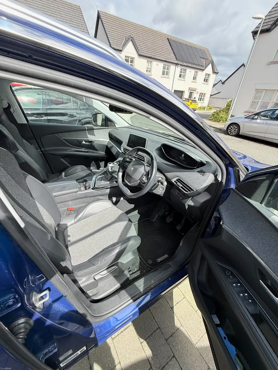 Peugeot 3008 2018 - Image 5