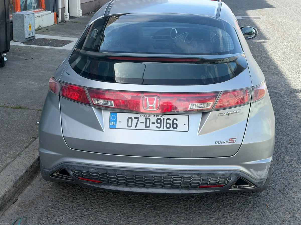 Honda civic new type - Image 2