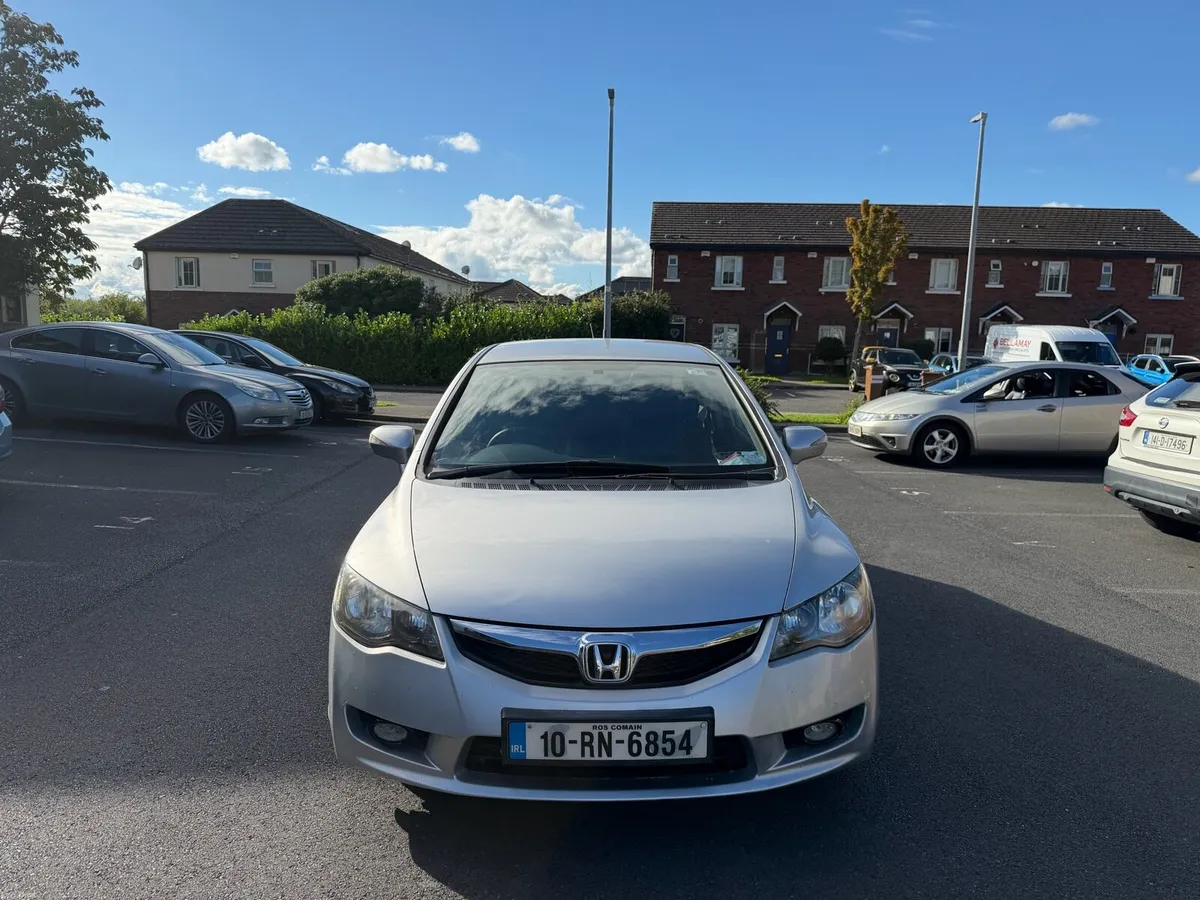 Honda Civic 1.3 hybrid Automatic - Image 2